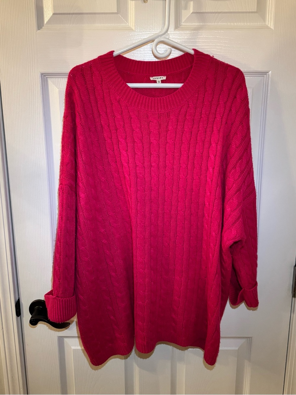 Jodifil Women's Cable Knit Sweater - Hot Pink